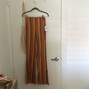 Groovy cute 70s inspired Forever 21 stretch bell bottoms